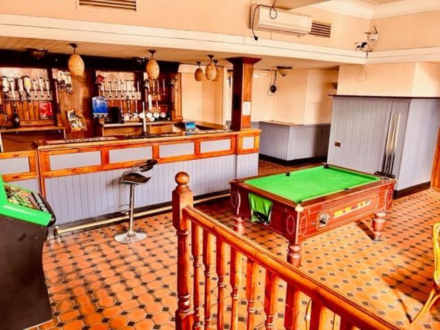 Sneyd Arms Hotel Tunstall Chatterley Luaran gambar